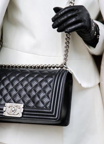 Chanel Boy handbags Collection & more details...