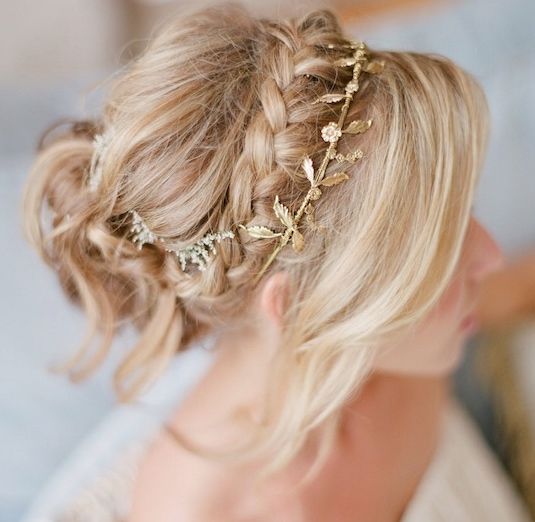 Featured Photographer: Michael + Anna Costa Photography; Wedding hairstyle idea.