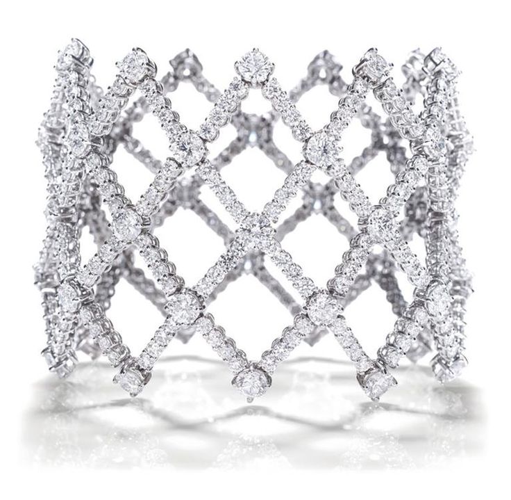 Harry Winston Open Lattice Bracelet. Open Lattice Bracelet 340 round diamonds, 2...