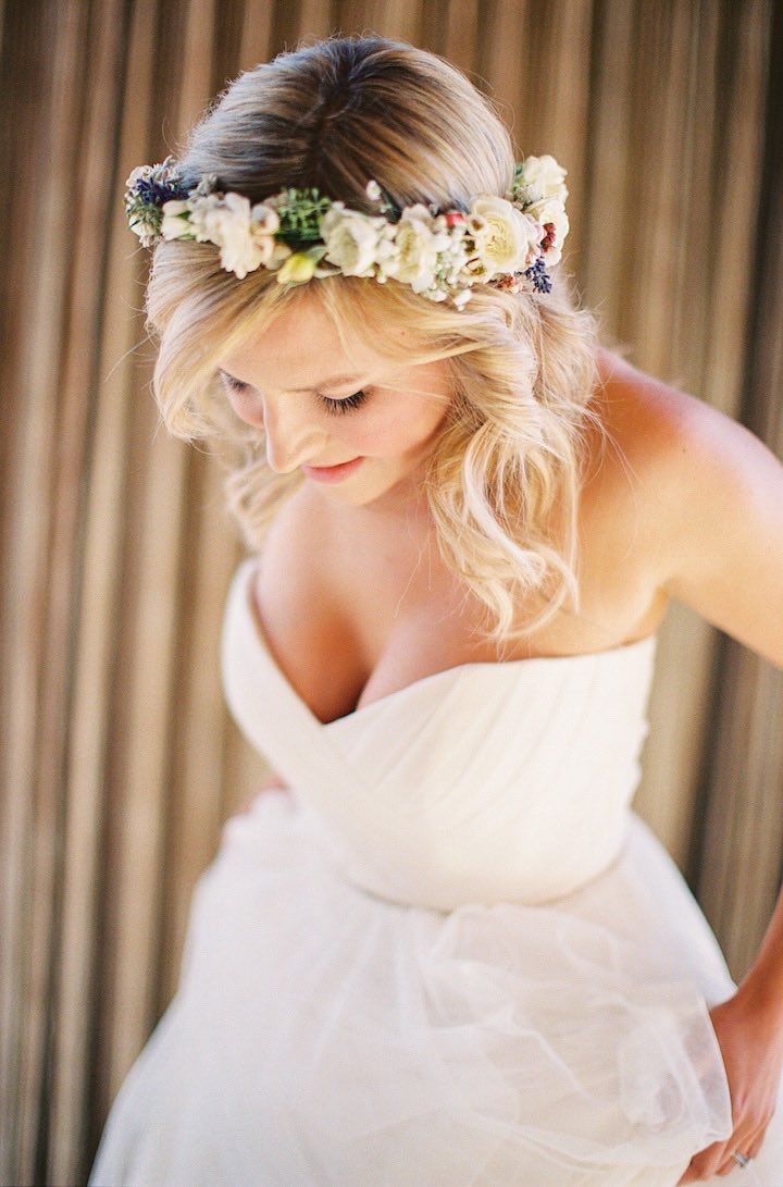 Featured Photographer: Braedon Flynn Photography; Wedding hairstyle idea.