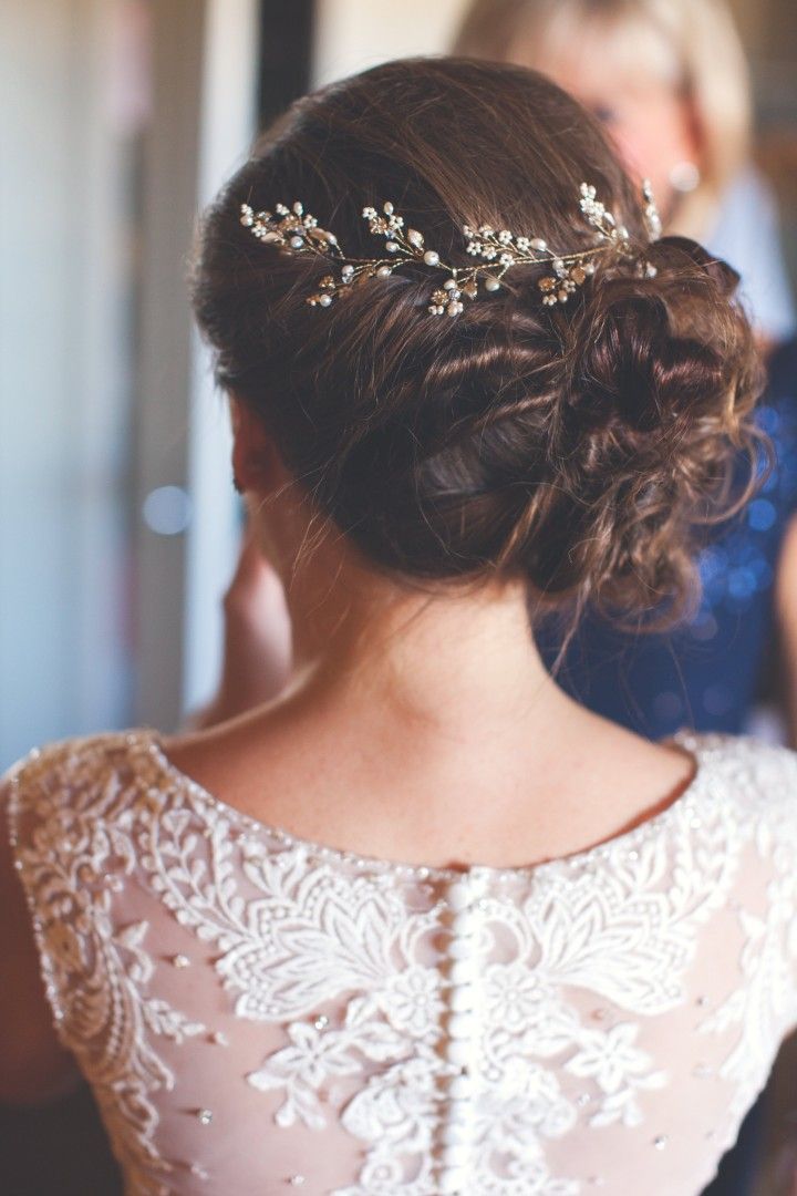 Wedding Hairstyle Inspiration - Photo: Bridgette Marie Photography