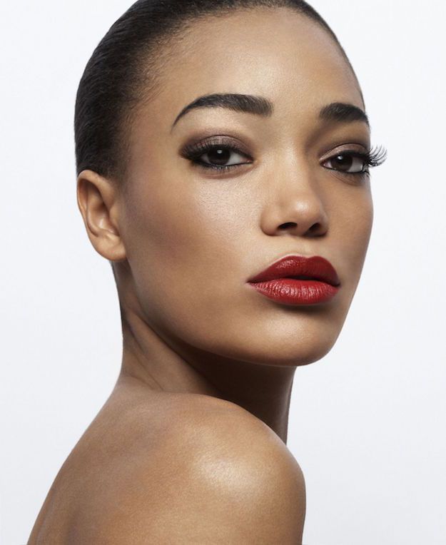 Classic Makeup and Perfect Skin | Homecoming Dance Makeup Ideas Guaranteed To Wi...