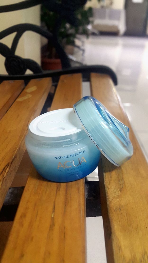 Nature Republic Super Aqua Max Fresh Watery Cream Review | Beauty and Skincare t...