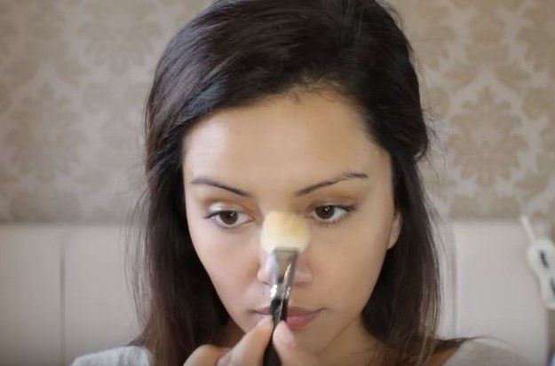 Step 4: Set All The Areas With Concealer | Cool College Back To School Makeup Tu...