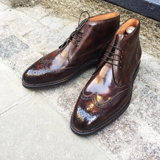 Battle the upcoming weather with a piece of art on your feet. Bontoni Visionario...