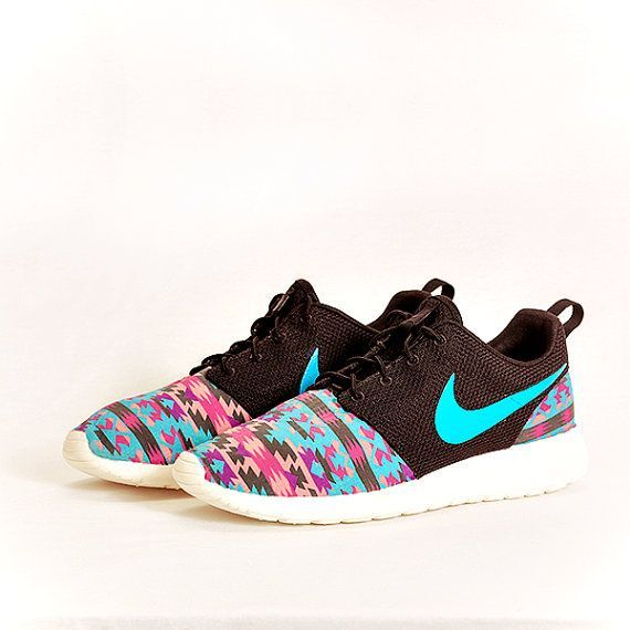 Super Cheap!Nike Only $21,How cute are these Cheap Nike Roshe Shoes?Them!It is s...