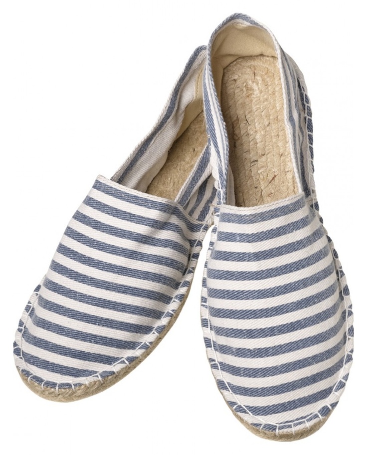 Espadrilles for men by Scotch & Soda, also available for women!