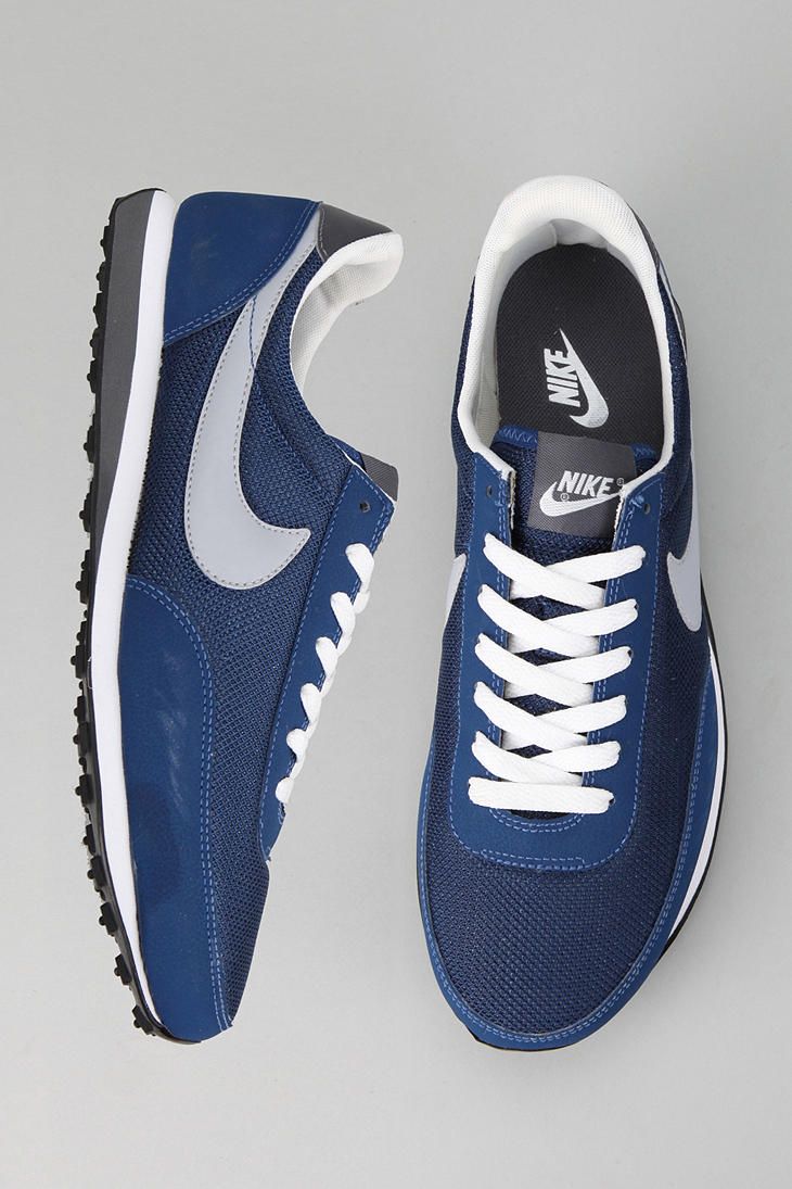 I want. (Nike Elite Sneaker - Urban Outfitters - $70.00)