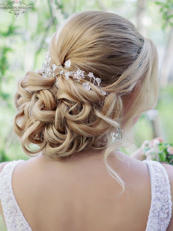 Featured Hairstyle: Websalon Wedding - Anna Komarova; Featured Photo: Liliya Fad...