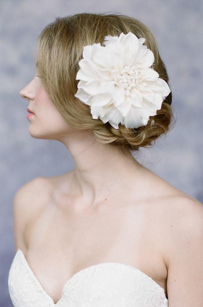 wedding hairstyle; photo: Almond Leaf Studios