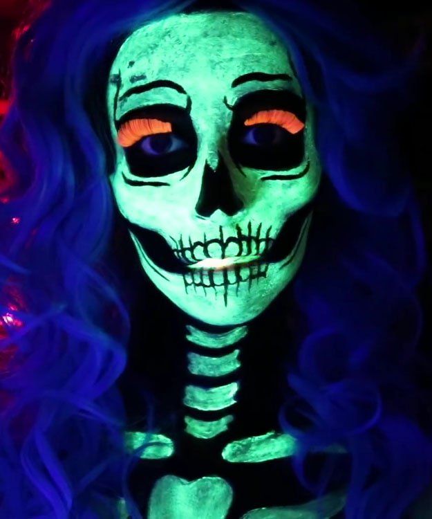 Glow In The Dark Skeleton |Spooky Skeleton Makeup Ideas You Should Wear This Hal...
