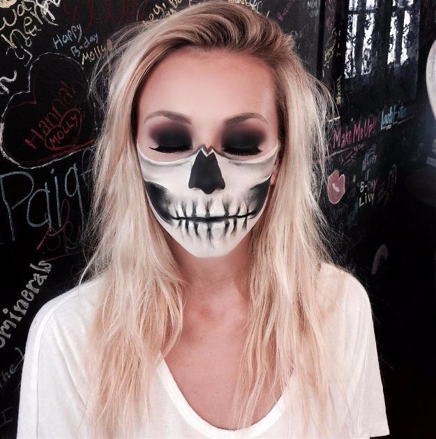 Half Skull Lower Face | Spooky Skeleton Makeup Ideas You Should Wear This Hallow...