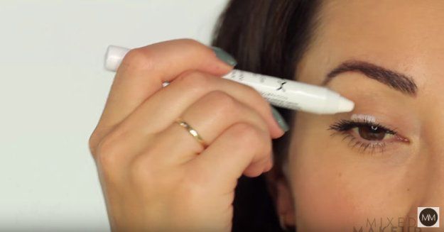 White Liner as Shadow Base | Great Eyeliner Tips For Makeup Junkies