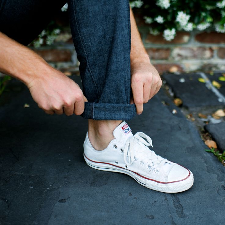 can't go wrong with the white low top. | Spring Looks / Indigo  Cotton - Ind...