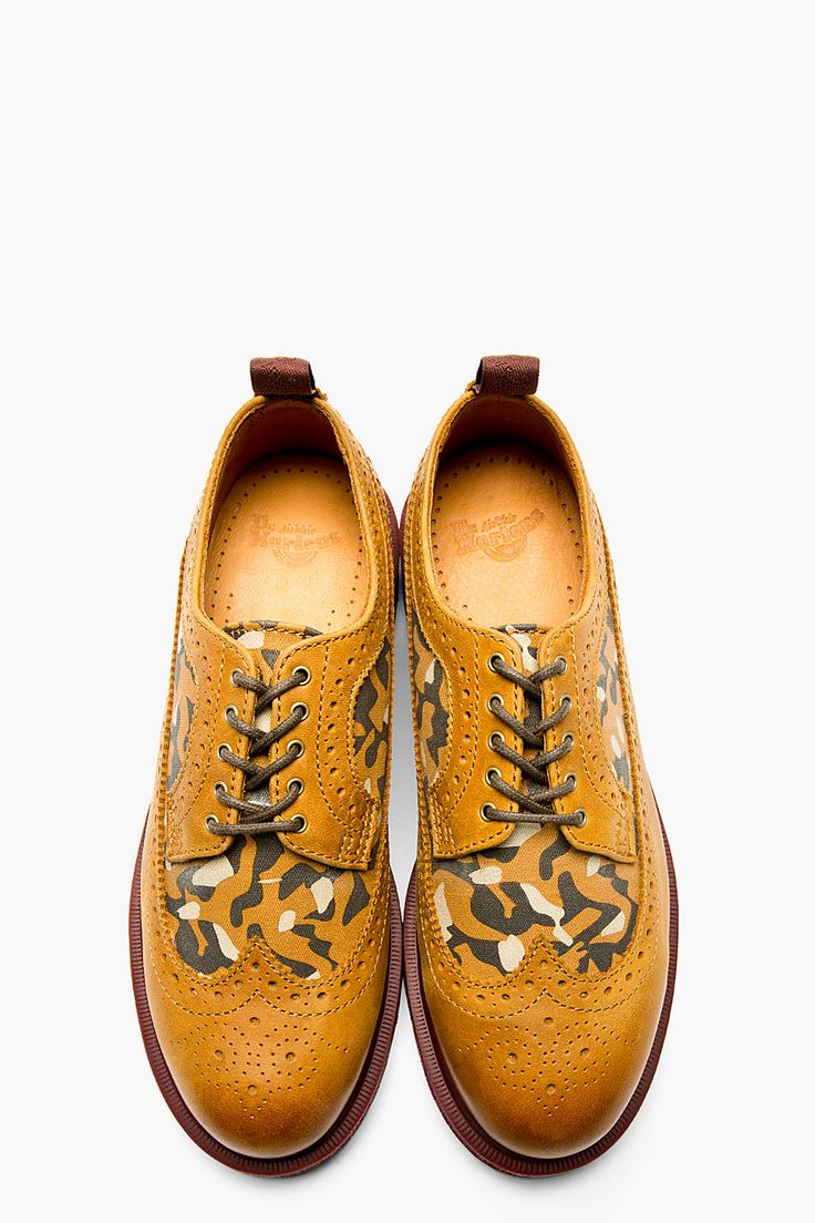 DR. MARTENS Tan Leather Shreeves Longwing Brogues