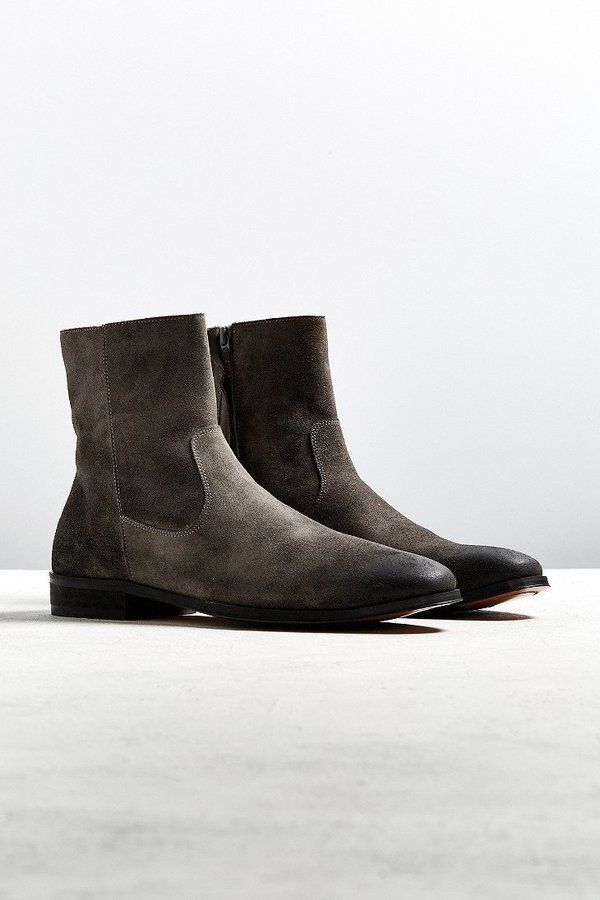 Urban Outfitters UO Lester Western Chelsea Boot