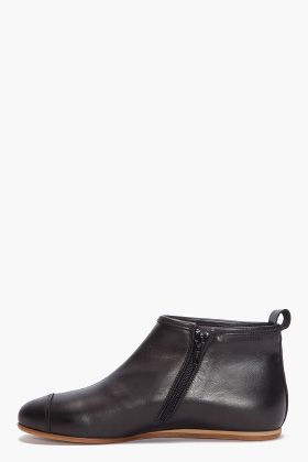 COMMON PROJECTS ZIPPER BOOTS