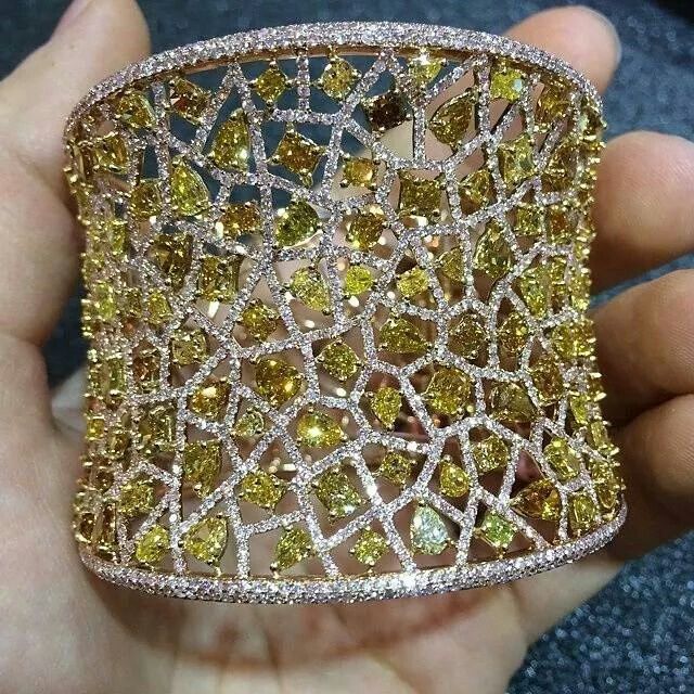 Best Diamond Bracelets : cuff