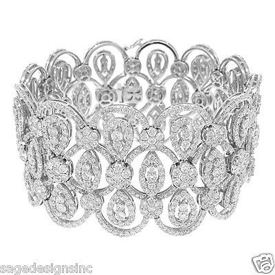 26.58 CTW 18K White Gold Ladys Antique Style Diamond Bangle Bracelet