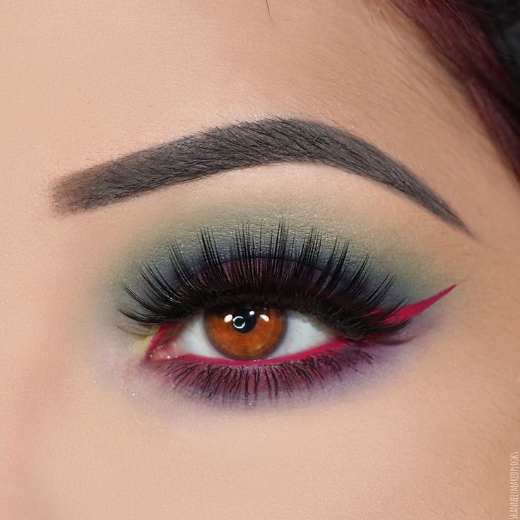 58 Stunning eye makeup ideas #eyemakeup #eyeshadow