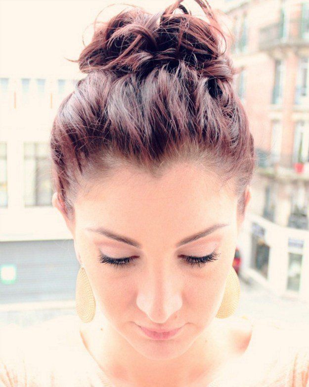 How to Do Messy Top Knot | Short Hair Styles by Makeup Tutorials at makeuptutori...