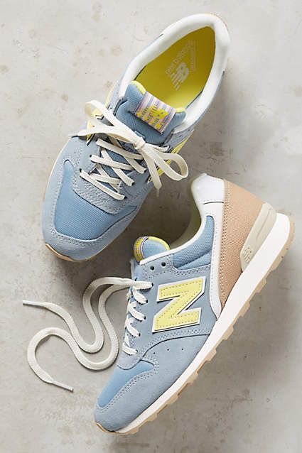 New Balance 696 Sneakers