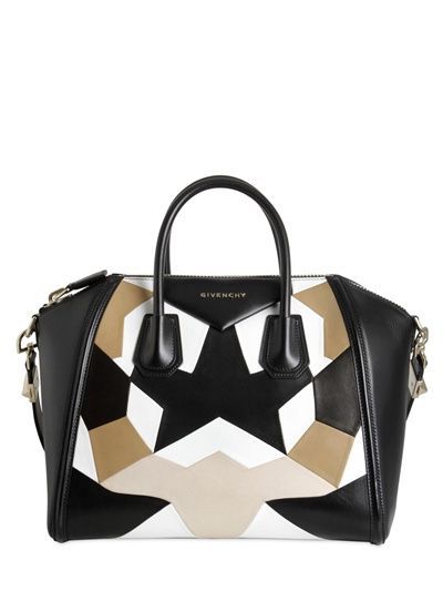 Givenchy Antigona available at Luxury & Vintage Madrid, the best shopping site o...