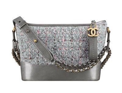#Chanel #handbag #bags available at Luxury & Vintage Madrid, the leading #fashio...