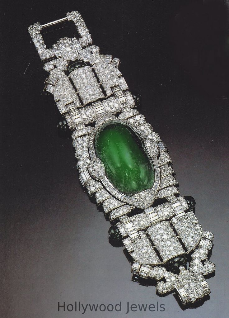 Marlene Dietrich's Trabert & Hoeffer-Mauboussin Emerald And Diamond Bracelet