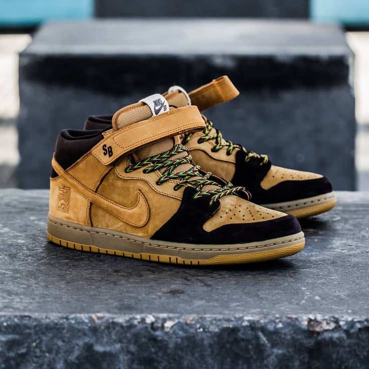 Nike SB Dunk Mid Pro ‘Lewis Marnell’