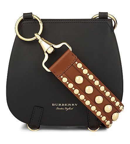 #Burberry #handbag #bags available at Luxury & Vintage Madrid, the leading #fash...