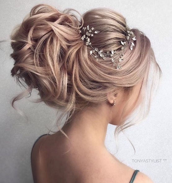 Featured Hairstyle: courtesy of tonyastylist (Tonya Pushkareva); wedding hair st...