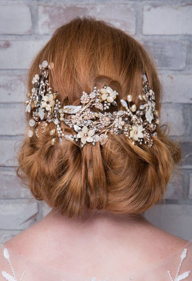 Must-Have Wedding Headpieces And Jewelry
