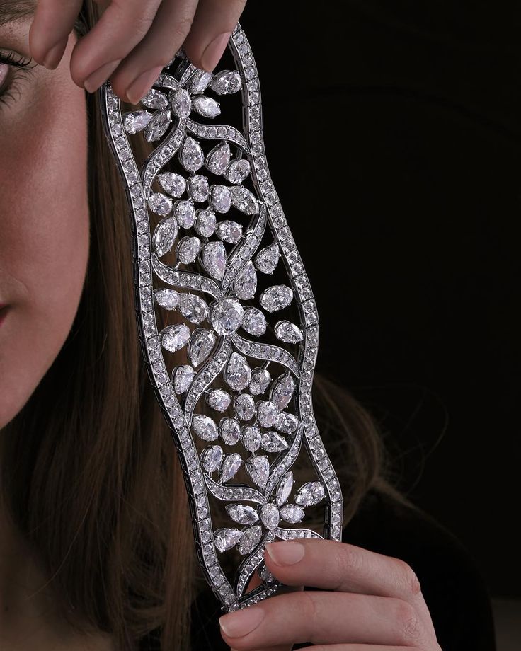 A breathtaking sight! The intricate Fancy Shape Georgina Bracelet.. . .#WilliamG...