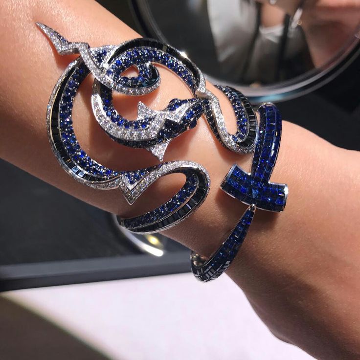 Jewelverne collection by @stephenwebsterjewellery and the blue electric eel cuff...
