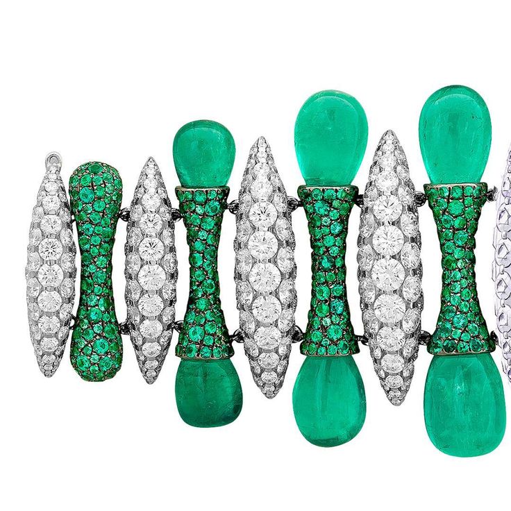 'Les Merveilles' Emeralds and Diamonds Bracelet - Part 3. #Boghossian #LesMervei...