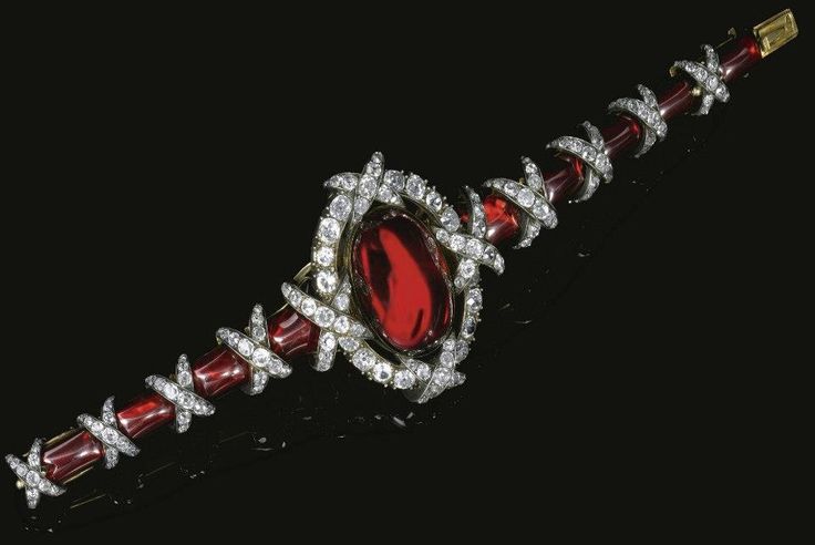 Red garnet and diamond bracelet. Formerly in the collection of the Princes Von T...