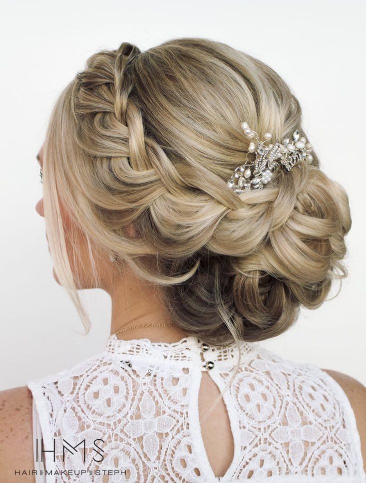 Featured Hairstyle: Hair and Makeup by Steph (Stephanie Brinkerhoff); www.hairan...