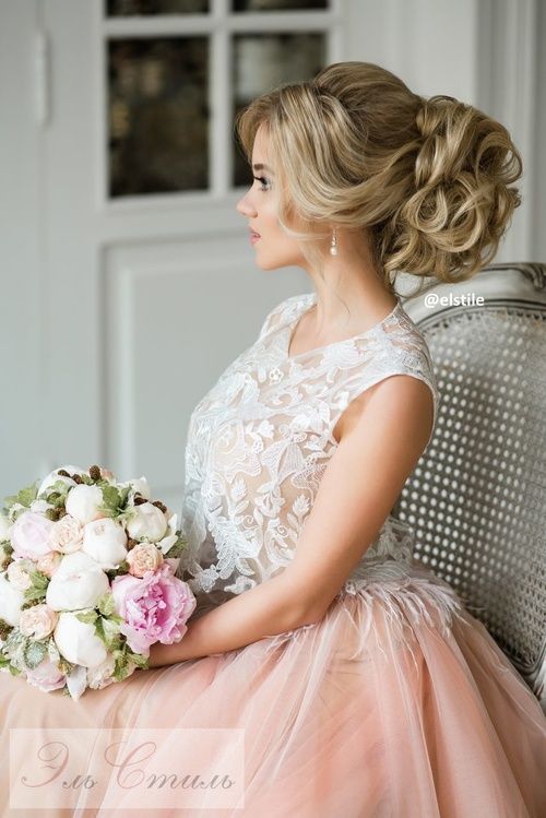 Featured Hairstyle: Elstile; www.elstile.ru; Wedding hairstyle idea.