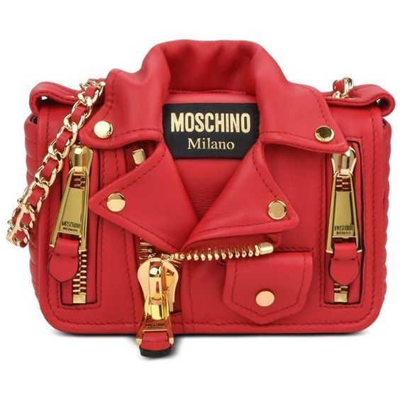 Moschino à Luxury & Vintage Madrid, la meilleure sélection en ligne de vêteme...