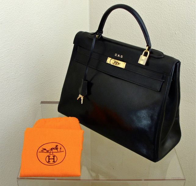 Hermes Kelly 35cm Black Box Calf Gold Hardarware Handbag Accessories VTG and Pre...