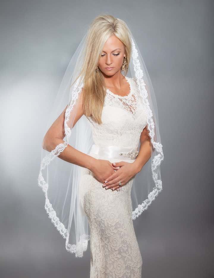 Featured Veil: Blanca Veils; Wedding veil idea