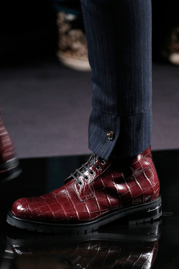 INTERPRETATION ACCESSORIES 4: Louis Vuitton Fall/Winter Men's Shoes Collecti...