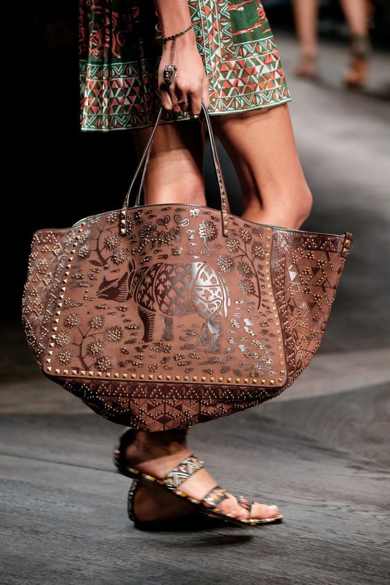 Valentino Luxury Handbags Collection & More Details