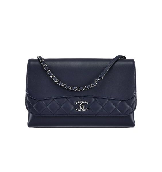 Chanel Handbags Collection & More Luxury Details