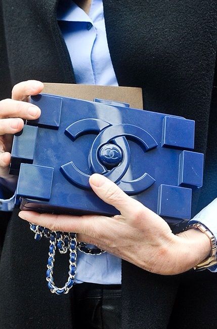 Chanel Clutch Collection & more Details at Luxury & Vintage Madrid