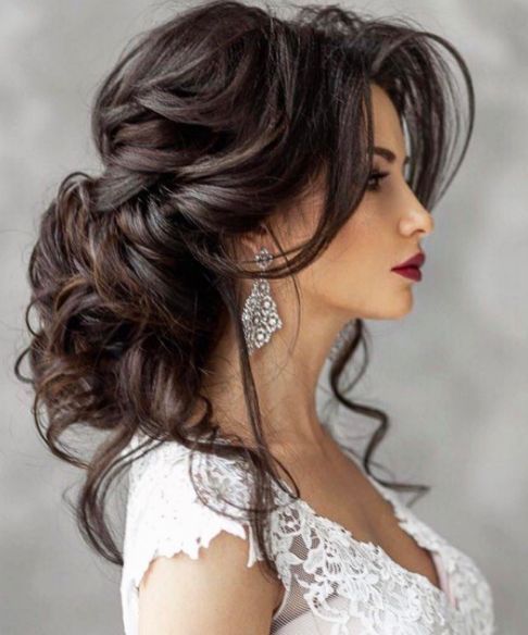Featured Hairstyle: Elstile www.elstile.ru/; Wedding hairstyle idea.