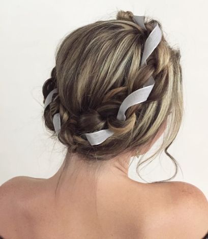 Heidi Marie Garrett Wedding Hairstyle Inspiration - MODwedding