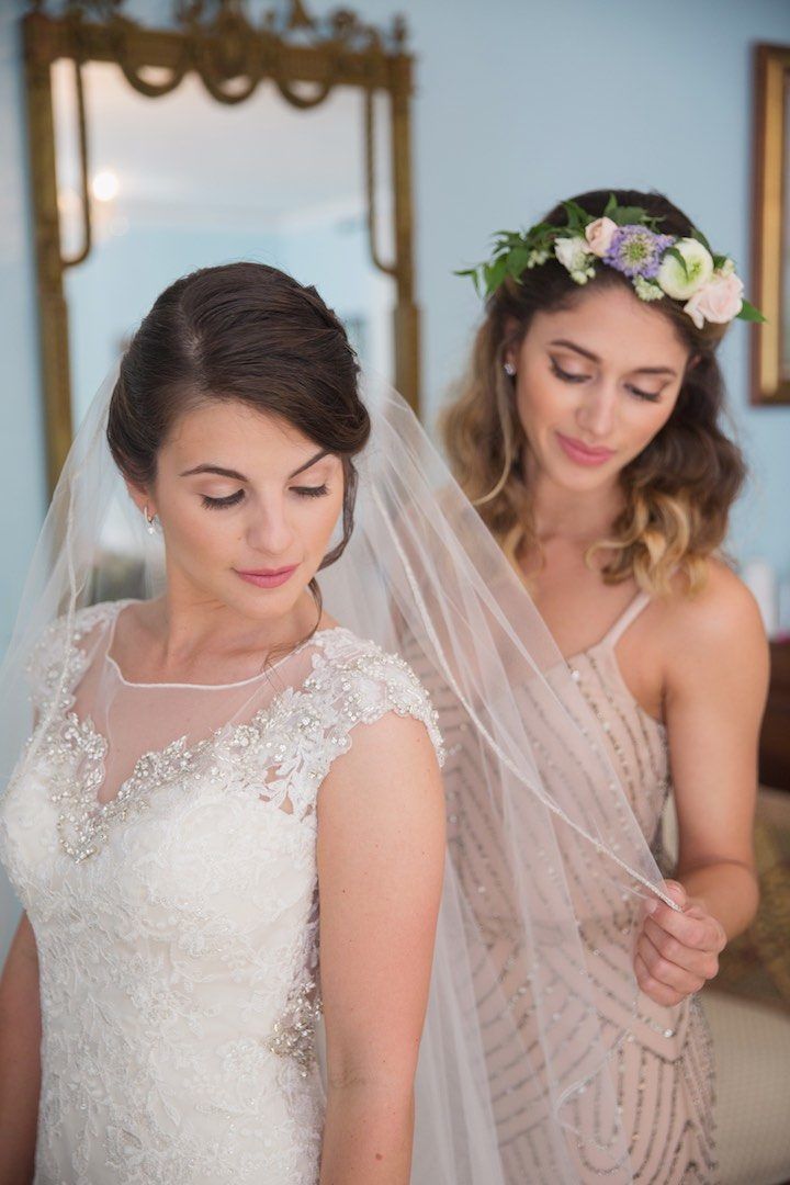 Enchanting Miami Wedding with Pastel Colors - MODwedding