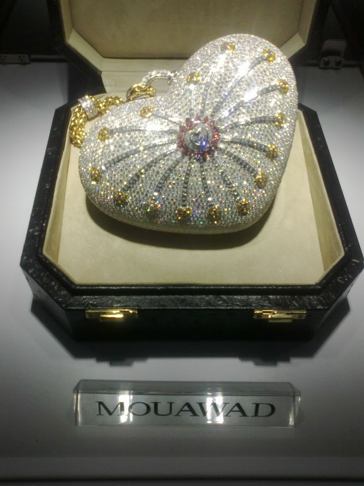 Mouawad 1001 Nights Diamond Purse - Officially certified by Guinness World Recor...